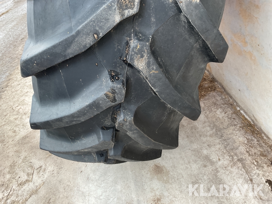 Traktordäck med fälg Trelleborg TM800 2st  650/65R42