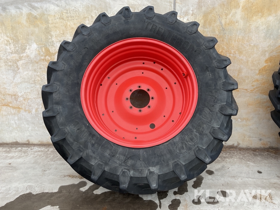 Traktordäck med fälg Trelleborg TM800 2st  650/65R42