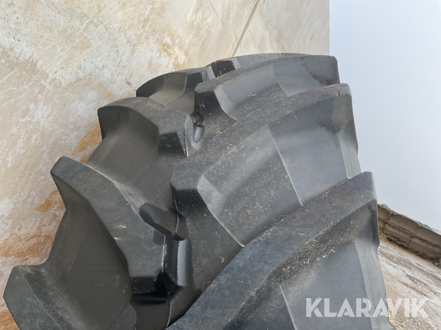 Traktordäck med fälg Trelleborg TM800 2st  650/65R42