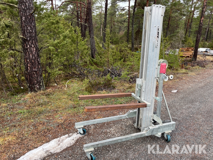 Alp-lift/ materiallift Böcker Lm575