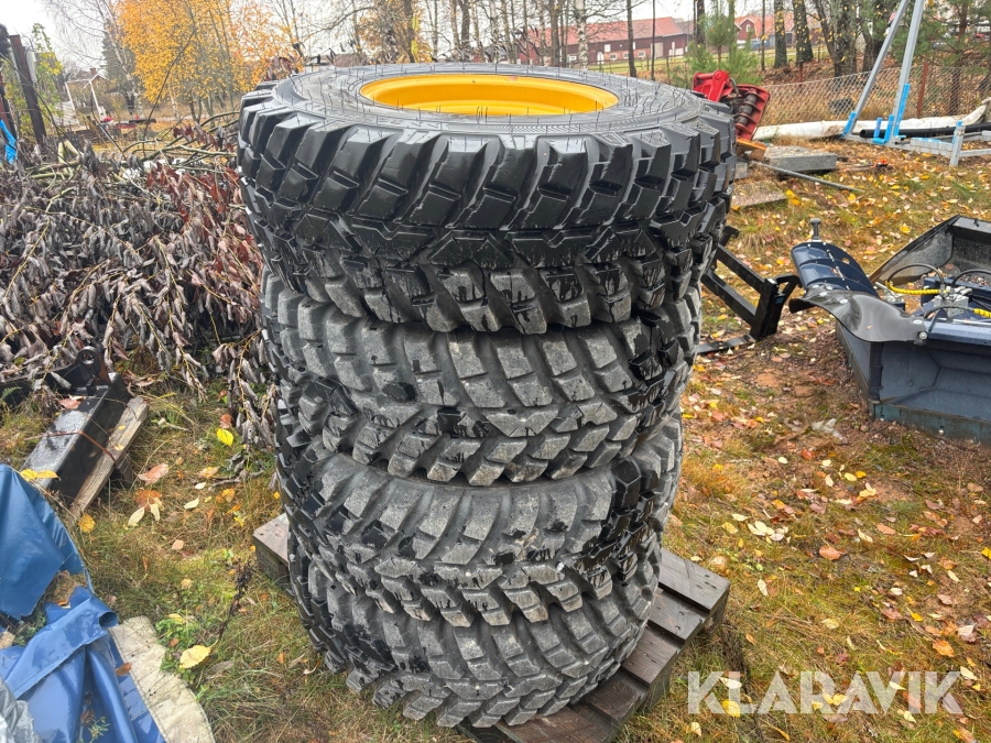 Däck på fälg Nokian TRI 2 340/80R18