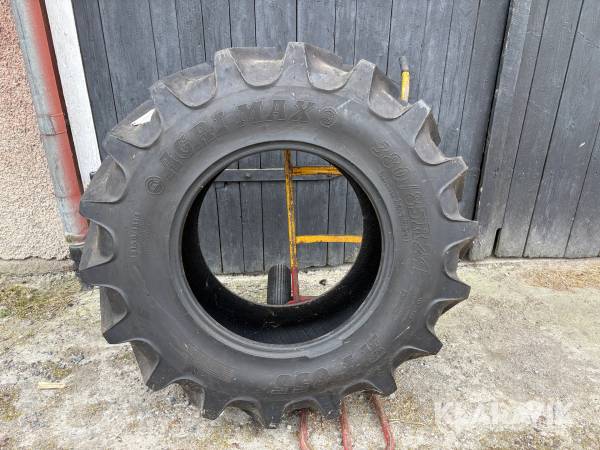 Traktordäck BKT Agri Max 380/85R24