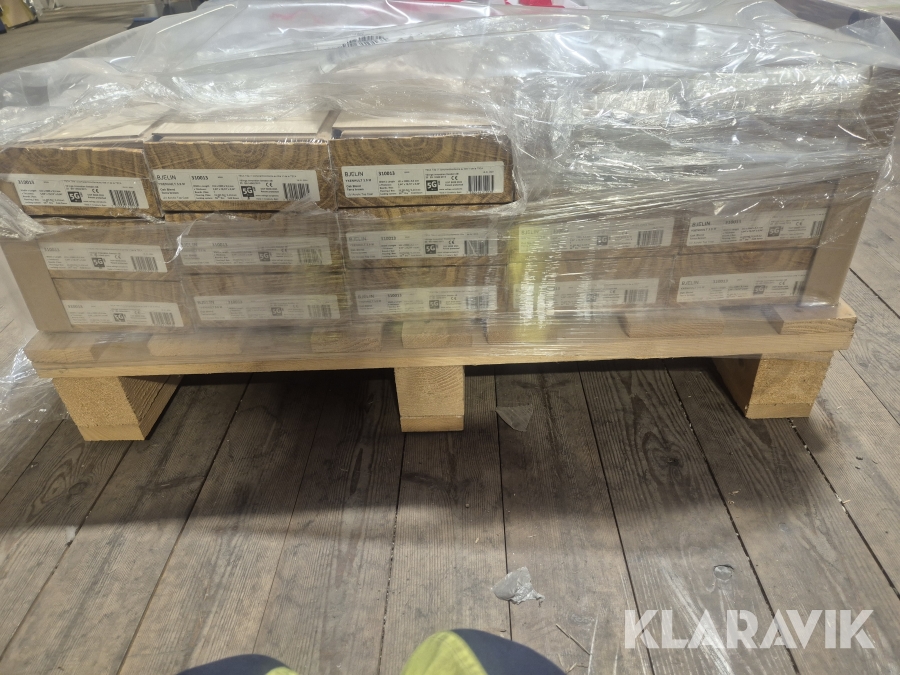 Golv Bjelin Yxenhult Härdad Ek Woodura Planks  3.0 M