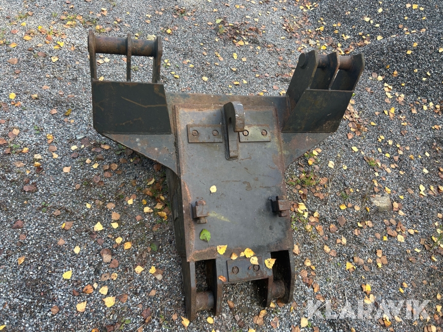 Adapterfäste B20-Stora BM Bofors
