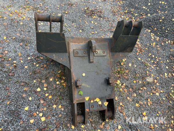 Adapterfäste B20-Stora BM Bofors