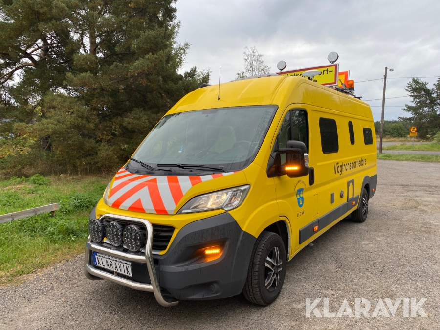 Vägtransportledarbil Husbil Fiat Bürstner City Car 640