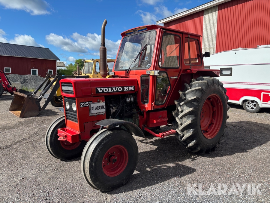 Traktor Volvo BM 2250