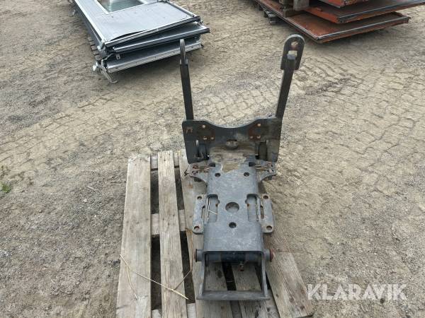 Hitch till Valtra MF Z1215