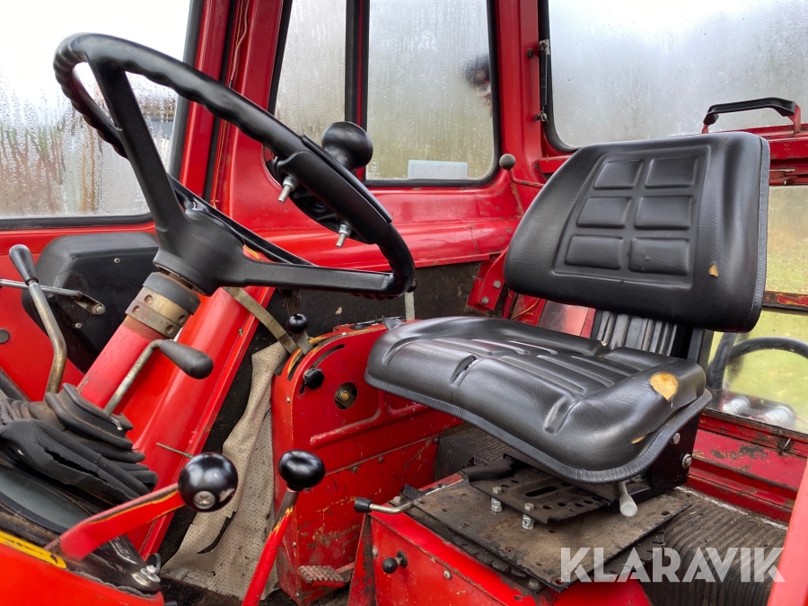 Traktor Volvo BM700 Ydre Klaravik Auktioner traktor-volvo-bm700-ydre-klaravik-auktioner