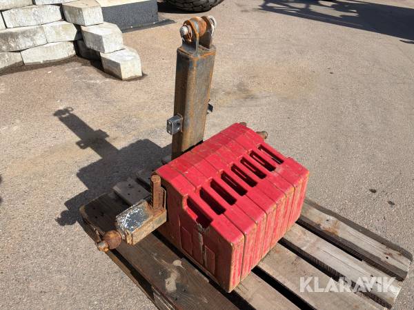 Frontvikter  8 st IH ca 42 kg/ st