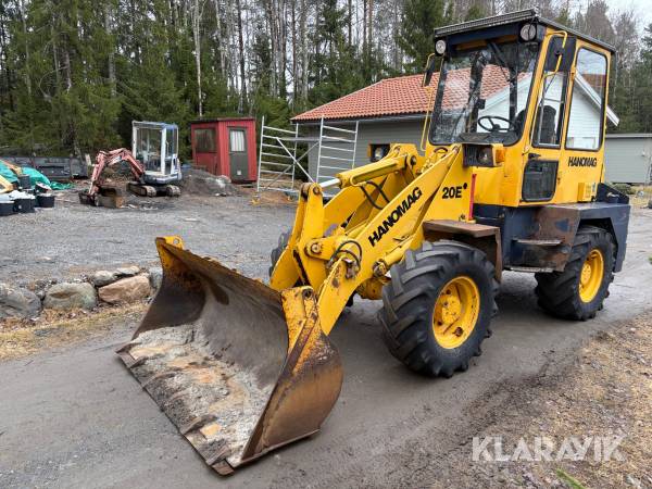Hjullastare Hanomag 20 E med pallgafflar