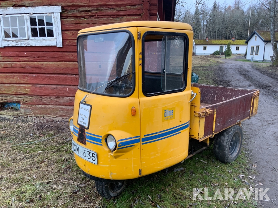 Redskapsbärare Allme truck Tr8