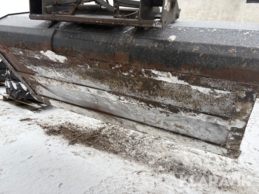 Skopa Xyz 52624 2,45m bred, euro fäste