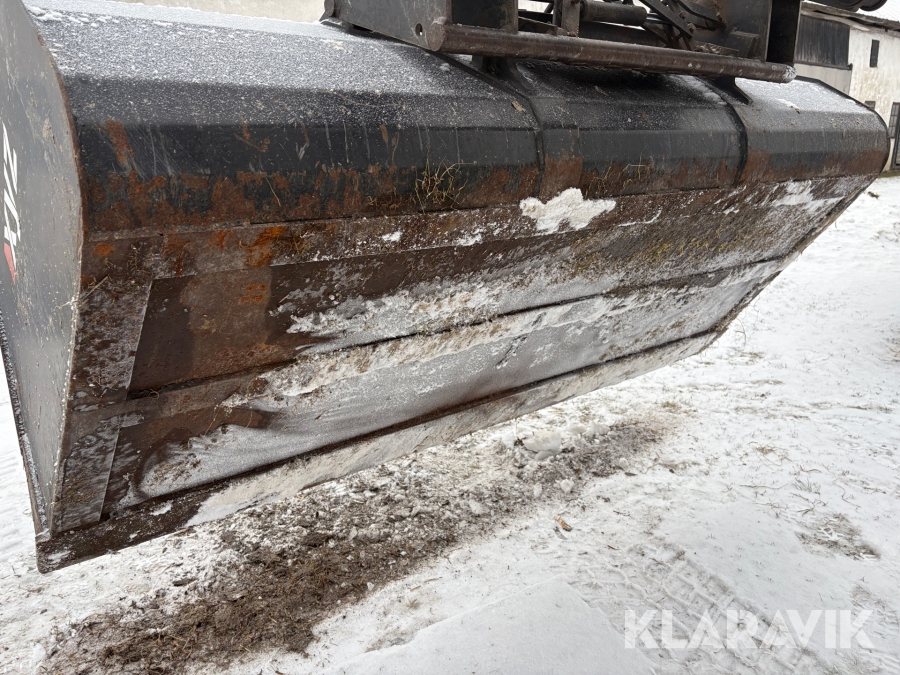 Skopa Xyz 52624 2,45m bred, euro fäste