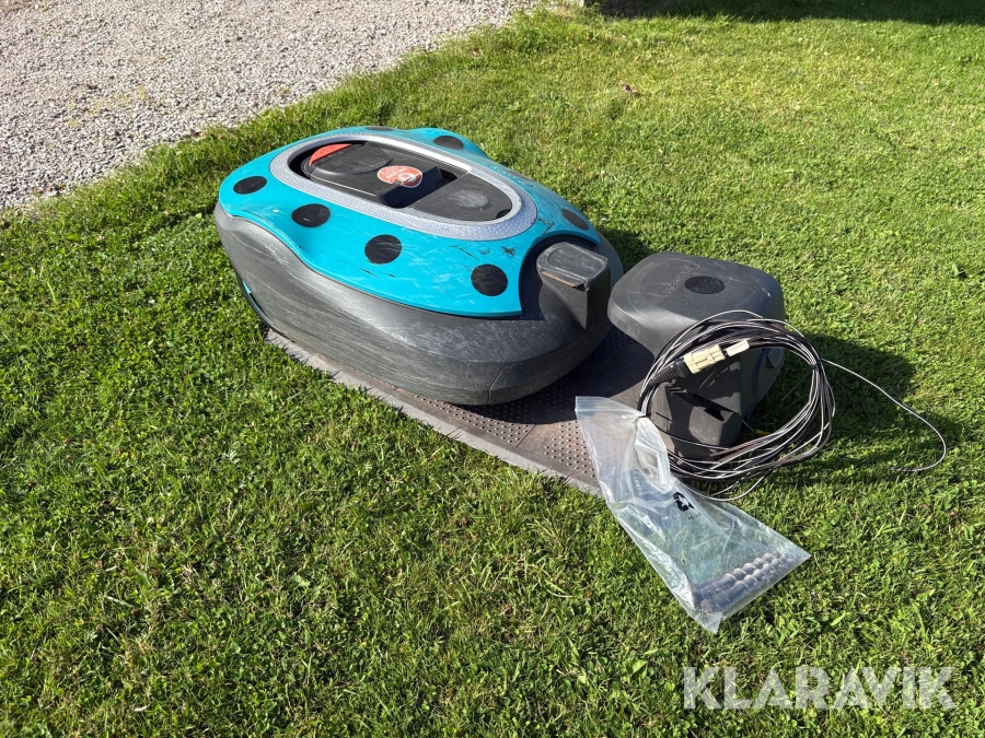 Gräsklipparrobot Gardena P15