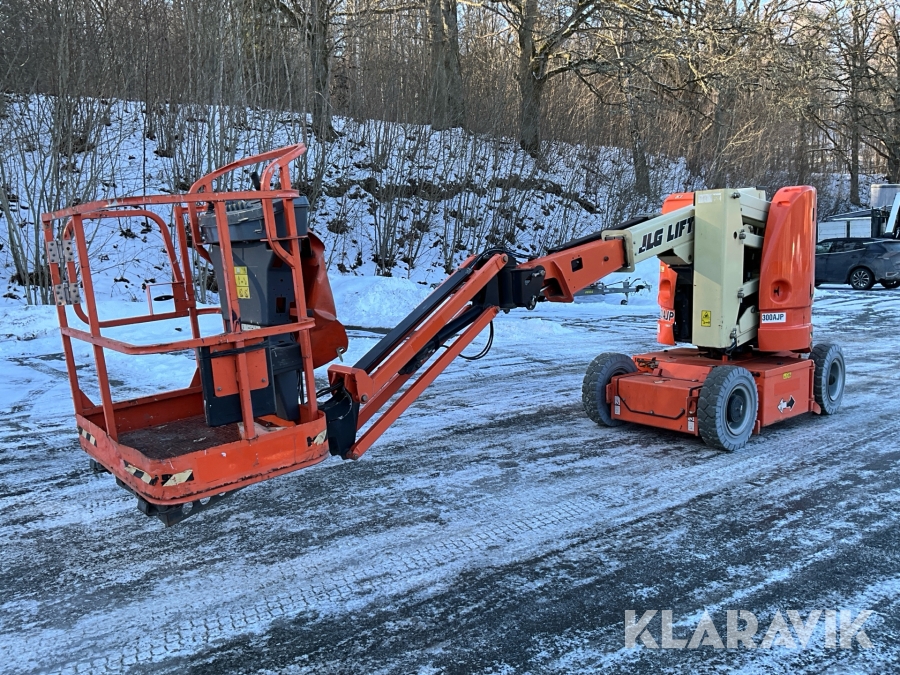 Bomlift JLG 300AJP