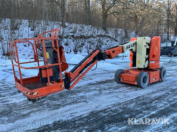 Bomlift JLG 300AJP