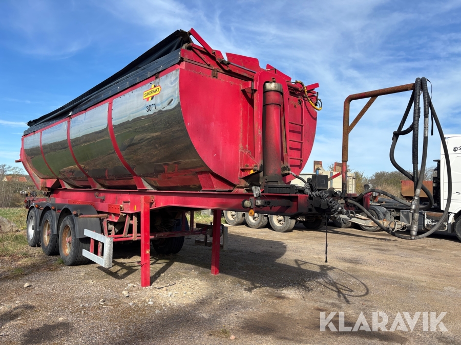 Asfaltstrailer Parator ST1 17-24