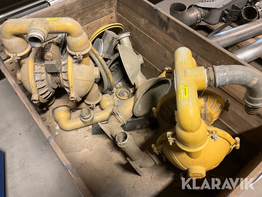 Vattenpump Dominator Pump PVE2A och E2AA6X660 2 st. 9 bar