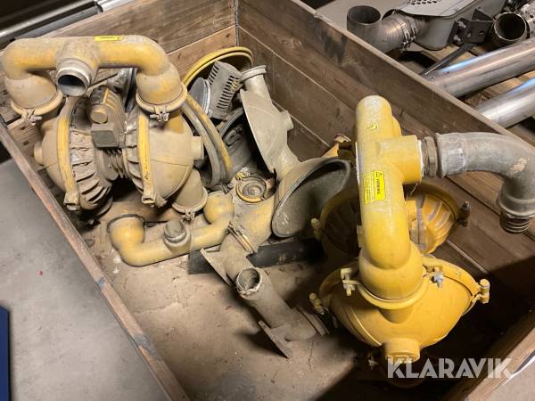 Vattenpump Dominator Pump PVE2A och E2AA6X660 2 st. 9 bar