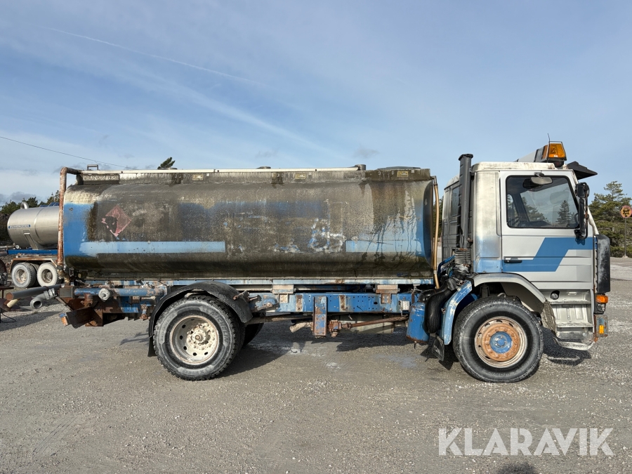 Veteranlastbil Scania 82M med 10m3 vattentank
