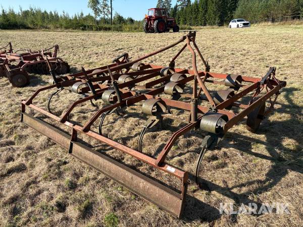 Såbäddsharv Kongskilde VF 13 med blåsfötter