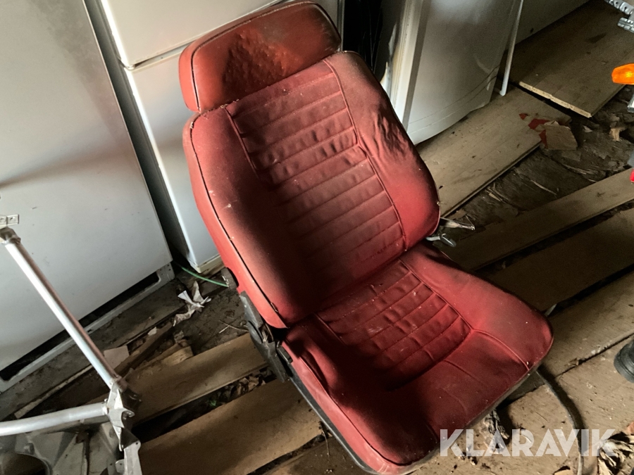 Framstolar Volvo 140