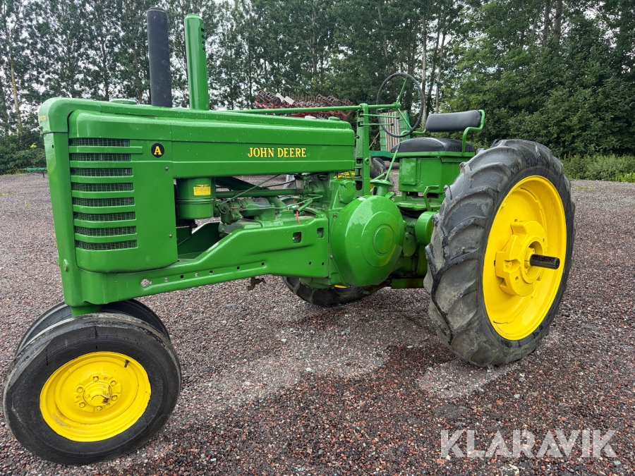 Veterantraktor John Deere A