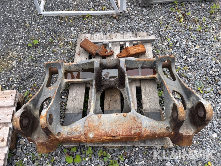 Redskapsfäste till L120F