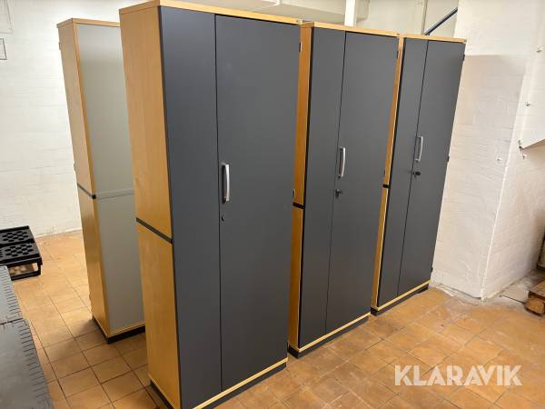 Garderob Kinnarps 3st