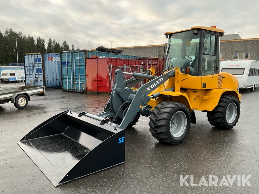 Hjullastare Volvo L35B-7 med skopa