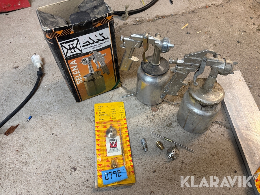 Färgspruta Ani Selena