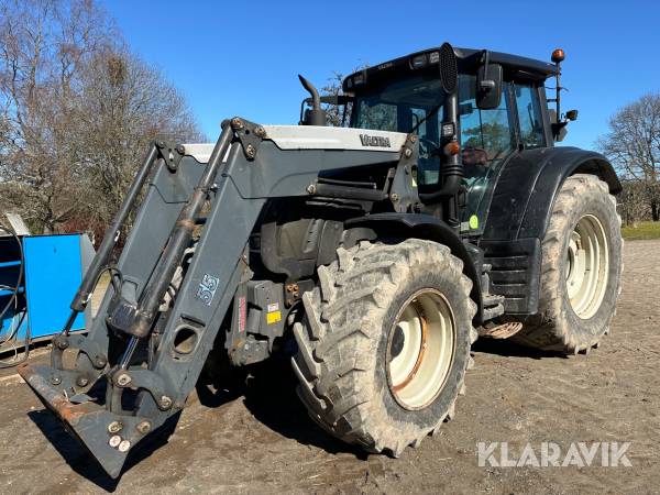Traktor Valtra N142