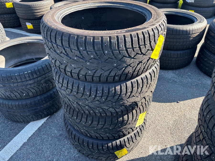 Vinterdäck Toyo 225/45-17 4 st