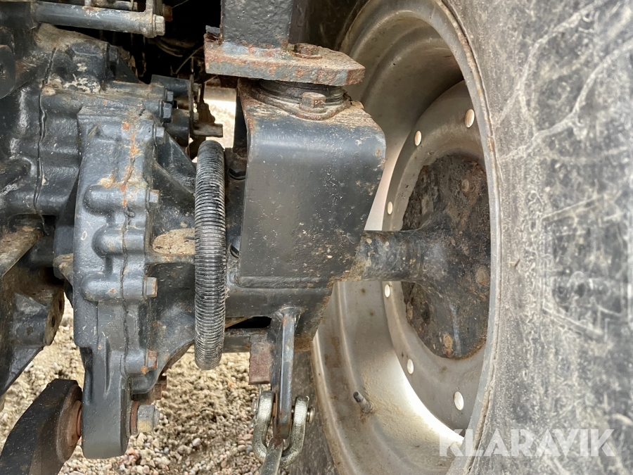 Traktor Massey Ferguson 1540, Uddevalla, Klaravik auktioner