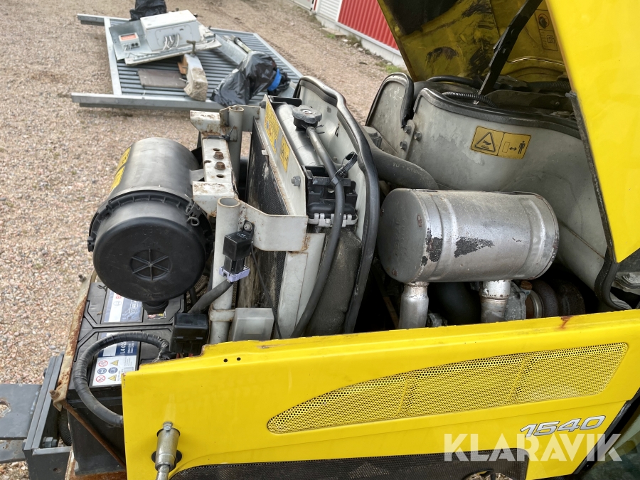 Traktor Massey Ferguson 1540, Uddevalla, Klaravik auktioner