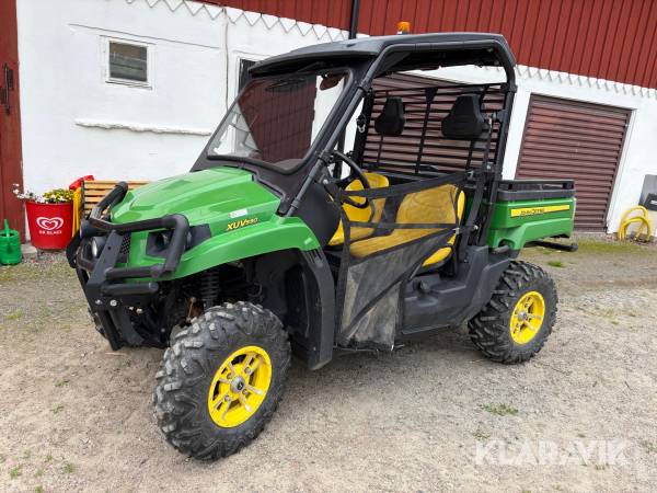 UTV John Deere XUV 550 Gator 4x4