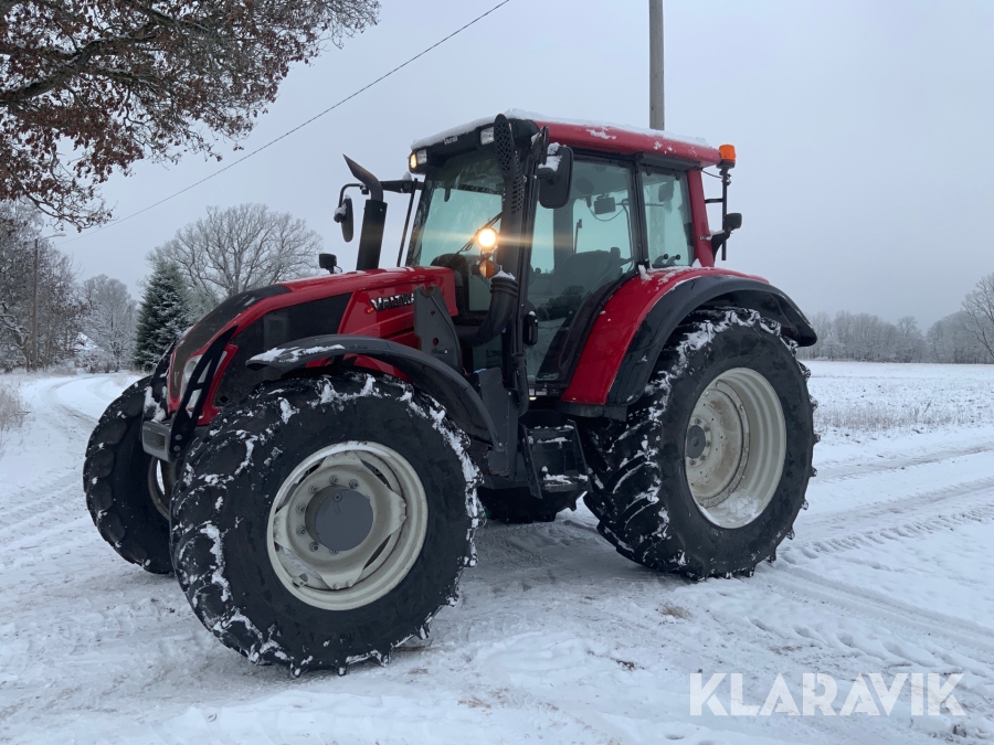 Traktor Valtra N163 Direct