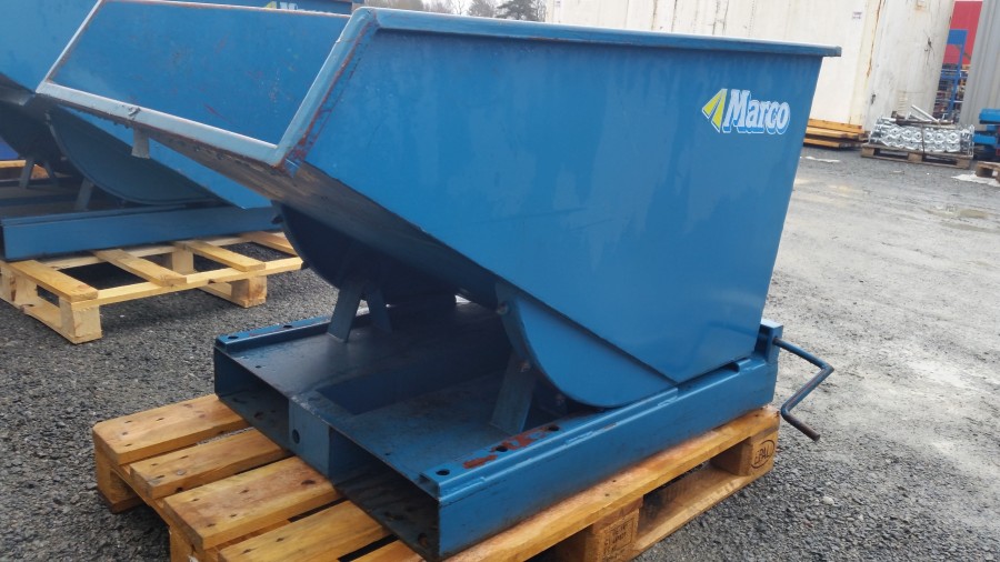 Tippcontainer till truck 