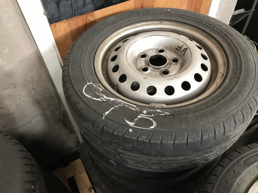 4st Däck / Sommardäck till VW Pickup