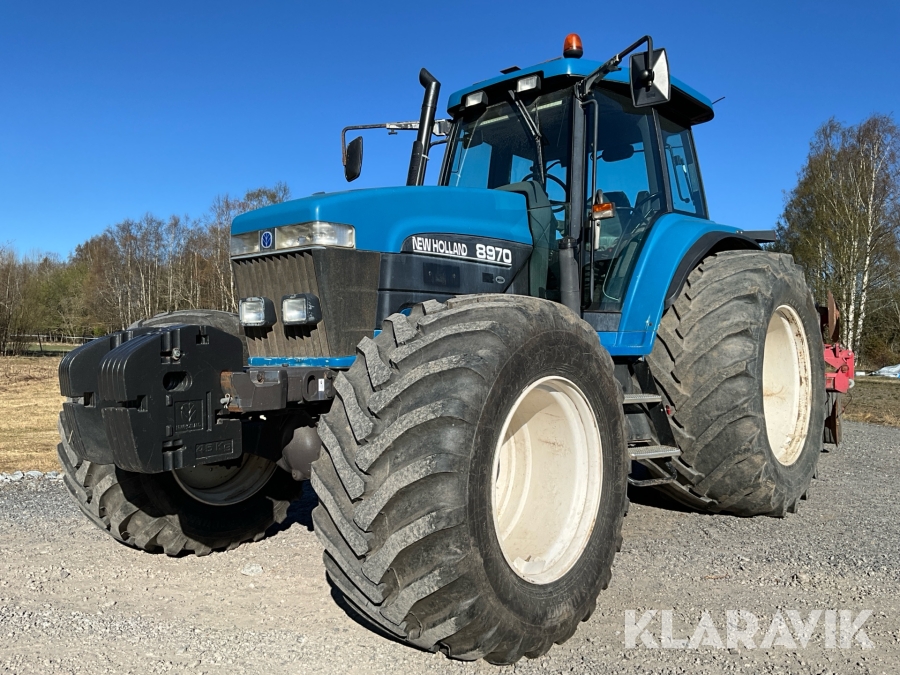 Traktor New Holland 8970