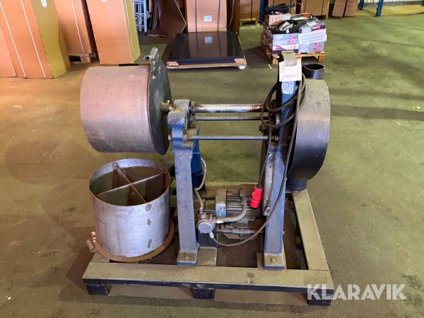 Valsmaskin för rör Luna