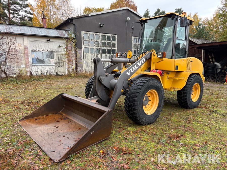 Hjullastare Volvo L30 med skopa