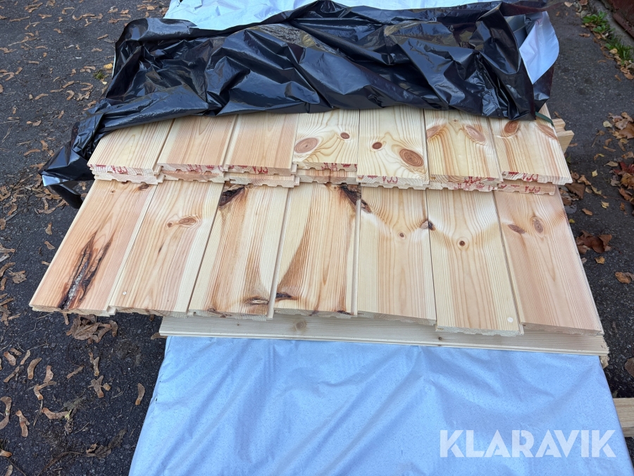 Furugolv 20.5x145 med fas, utskott 3 paket