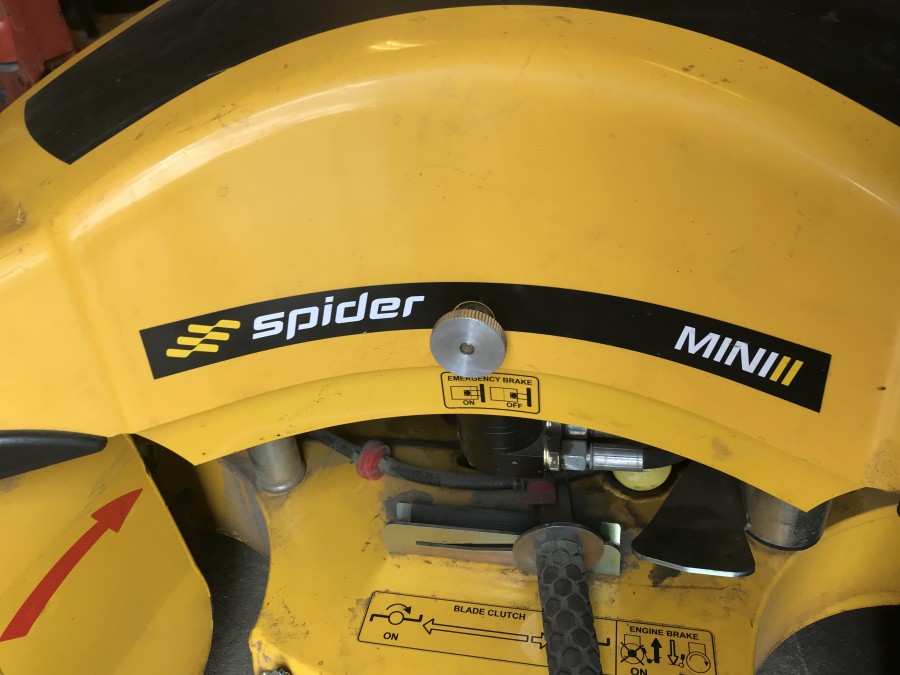 Klaravik Auktioner | Robotklippare Spider mini II