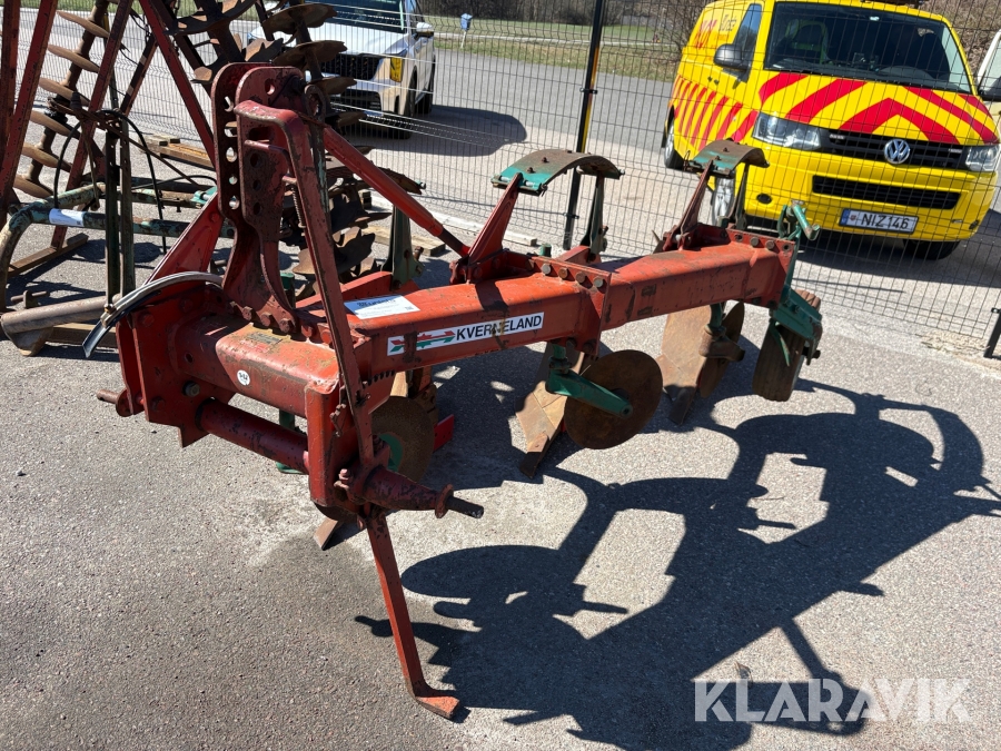 Plog Kverneland A3 3-skärig