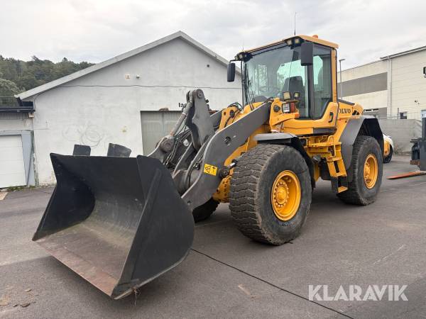 Hjullastare Volvo L70F med skopa