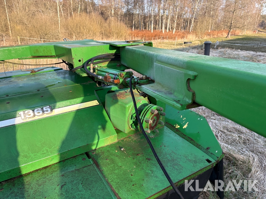 Slåtterkross John Deere 1365