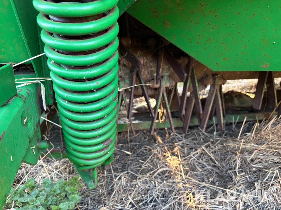 Slåtterkross John Deere 1365