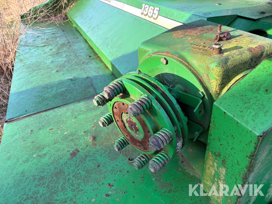 Slåtterkross John Deere 1365